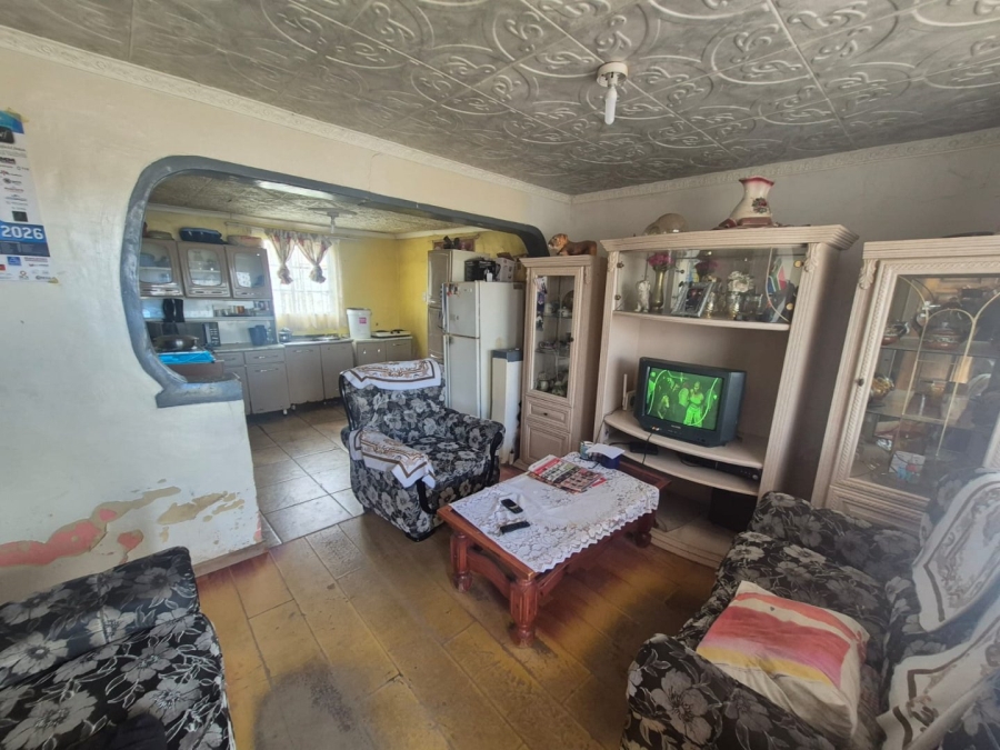 2 Bedroom Property for Sale in Kwazakhele Eastern Cape